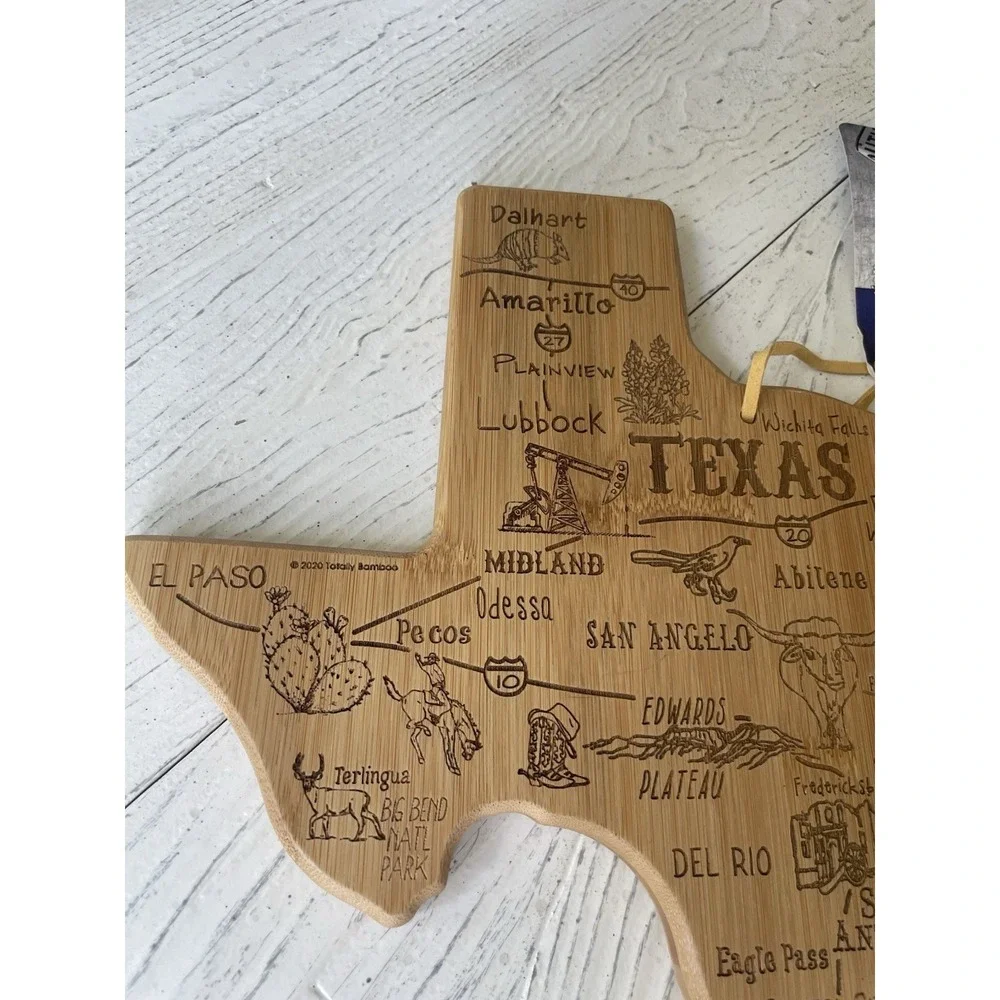 NWT Totally Bamboo Destination Texas State Shaped Cutting Board  New
